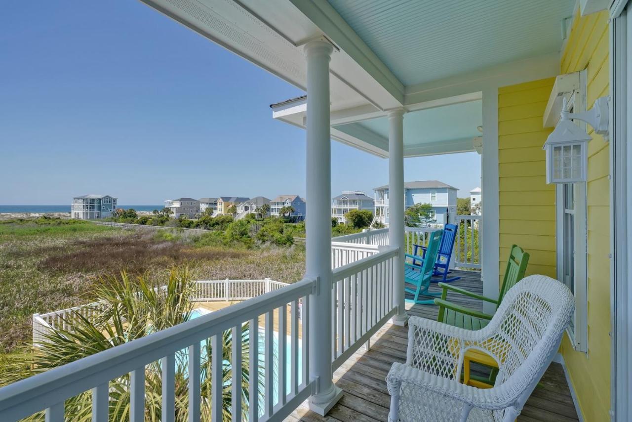Luck & Laughter Villa Oak Island Exterior photo