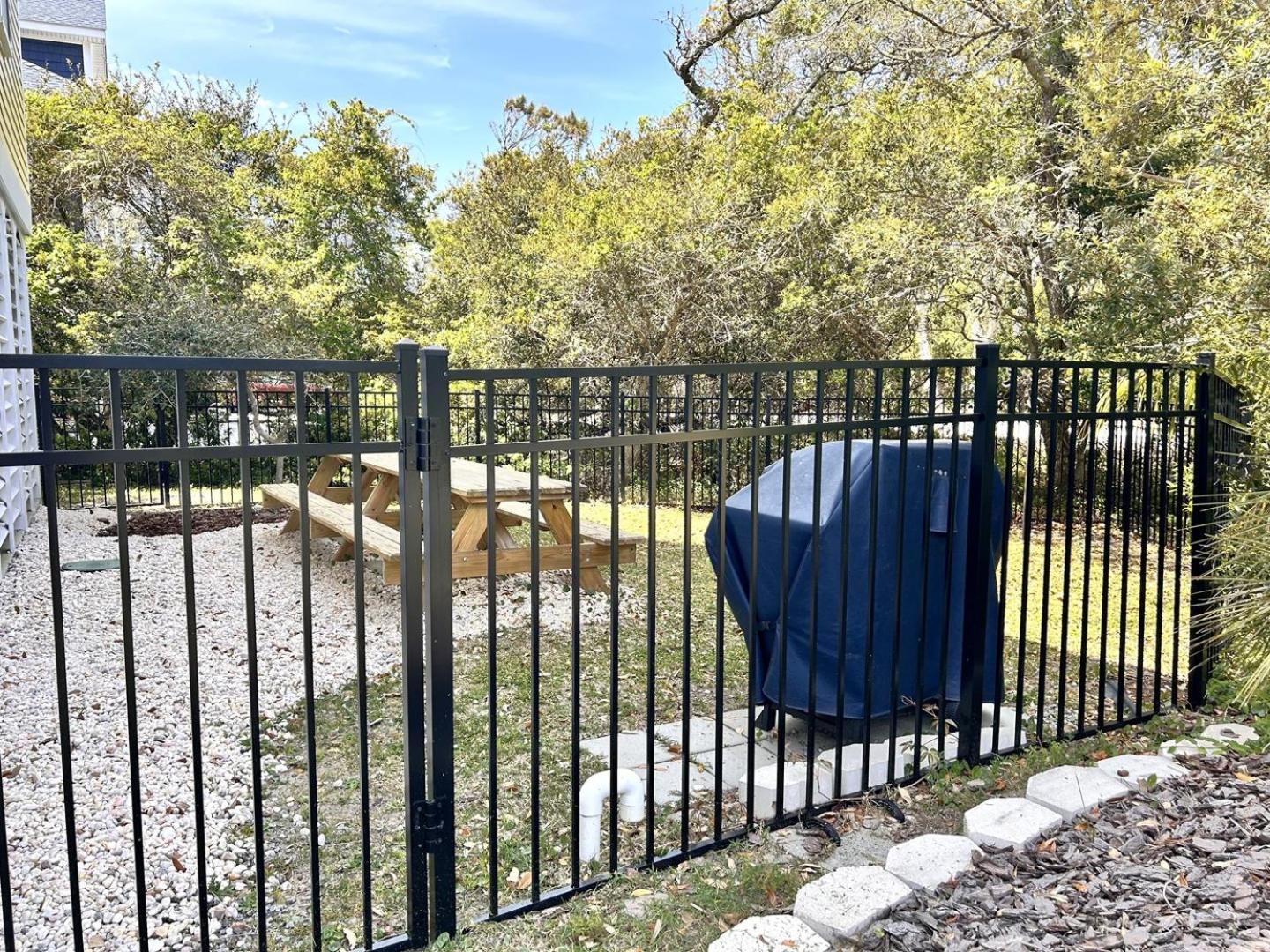Luck & Laughter Villa Oak Island Exterior photo